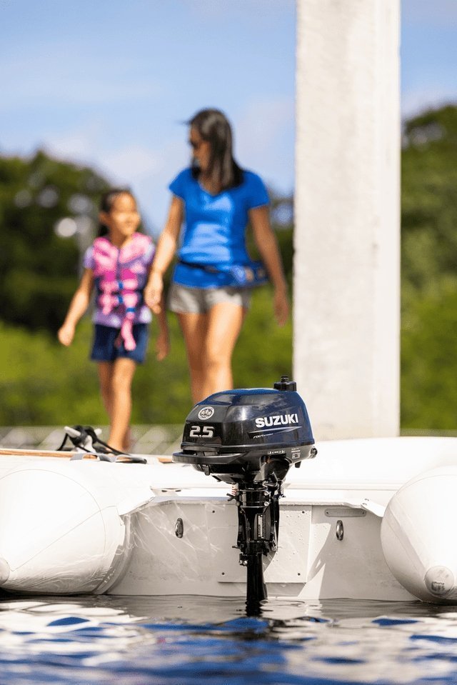 2.5HP Portable 4-Stroke Gas Outboard Motor with 68cc Engine, Short Shaft Design, Tiller Steering & Built-In Fuel Tank for Small Boats & Tenders - Image 4
