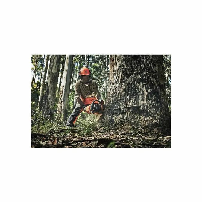 Professional Gas Chainsaw with Heated Handles – 88cc 2-Stroke Engine, 6.5 HP, Heavy-Duty Forestry Cutting Tool - Image 3