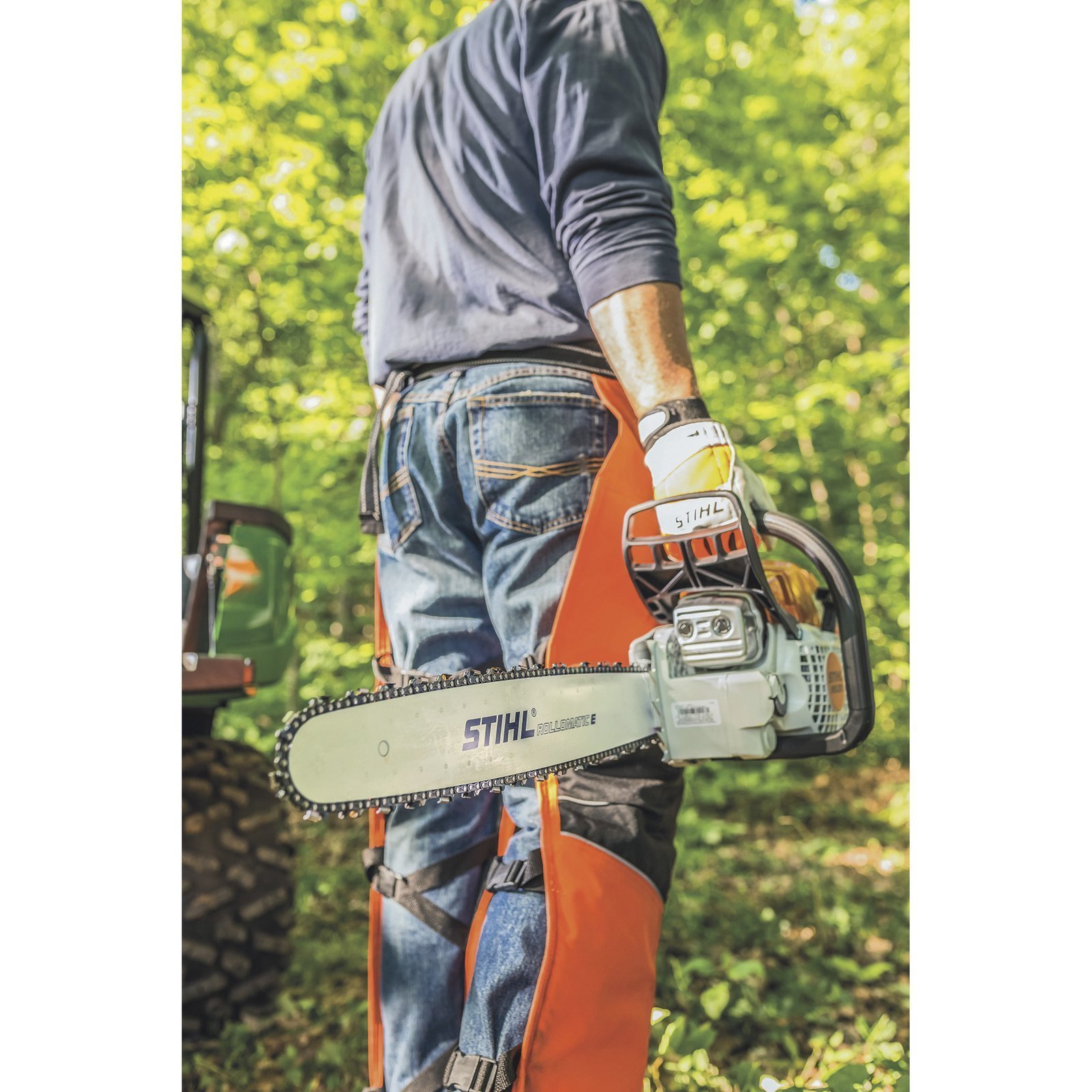 Gas-Powered Chainsaw – 55.5cc Engine, 20-Inch Bar, Low-Vibration Forestry & Property Maintenance Saw - Image 5