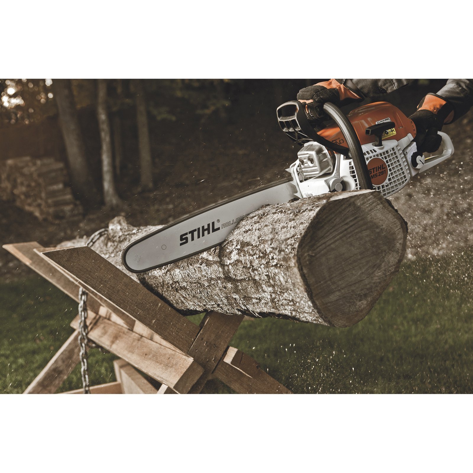 Gas-Powered Chainsaw – 55.5cc Engine, 20-Inch Bar, Low-Vibration Forestry & Property Maintenance Saw - Image 4