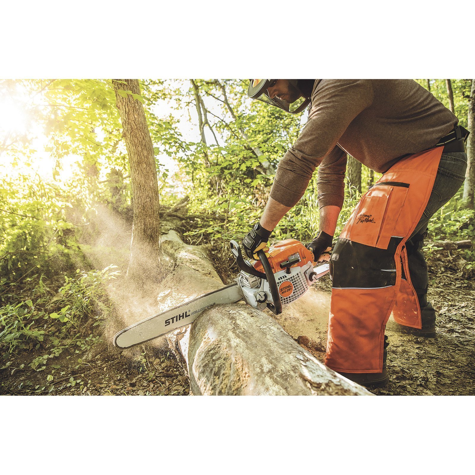 Gas-Powered Chainsaw – 55.5cc Engine, 20-Inch Bar, Low-Vibration Forestry & Property Maintenance Saw - Image 3