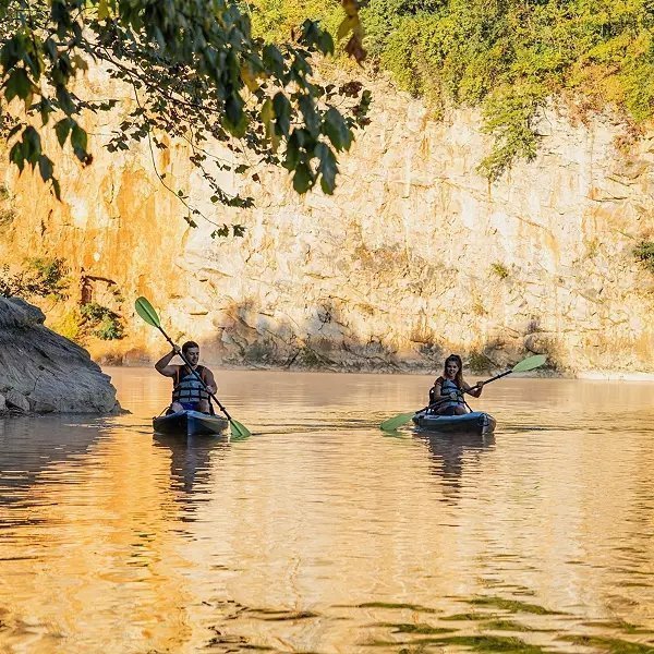 10-Foot Sit-On-Top Recreational Fishing Kayak with Removable Seat, Storage Compartments & Stable Hull Design - Image 5