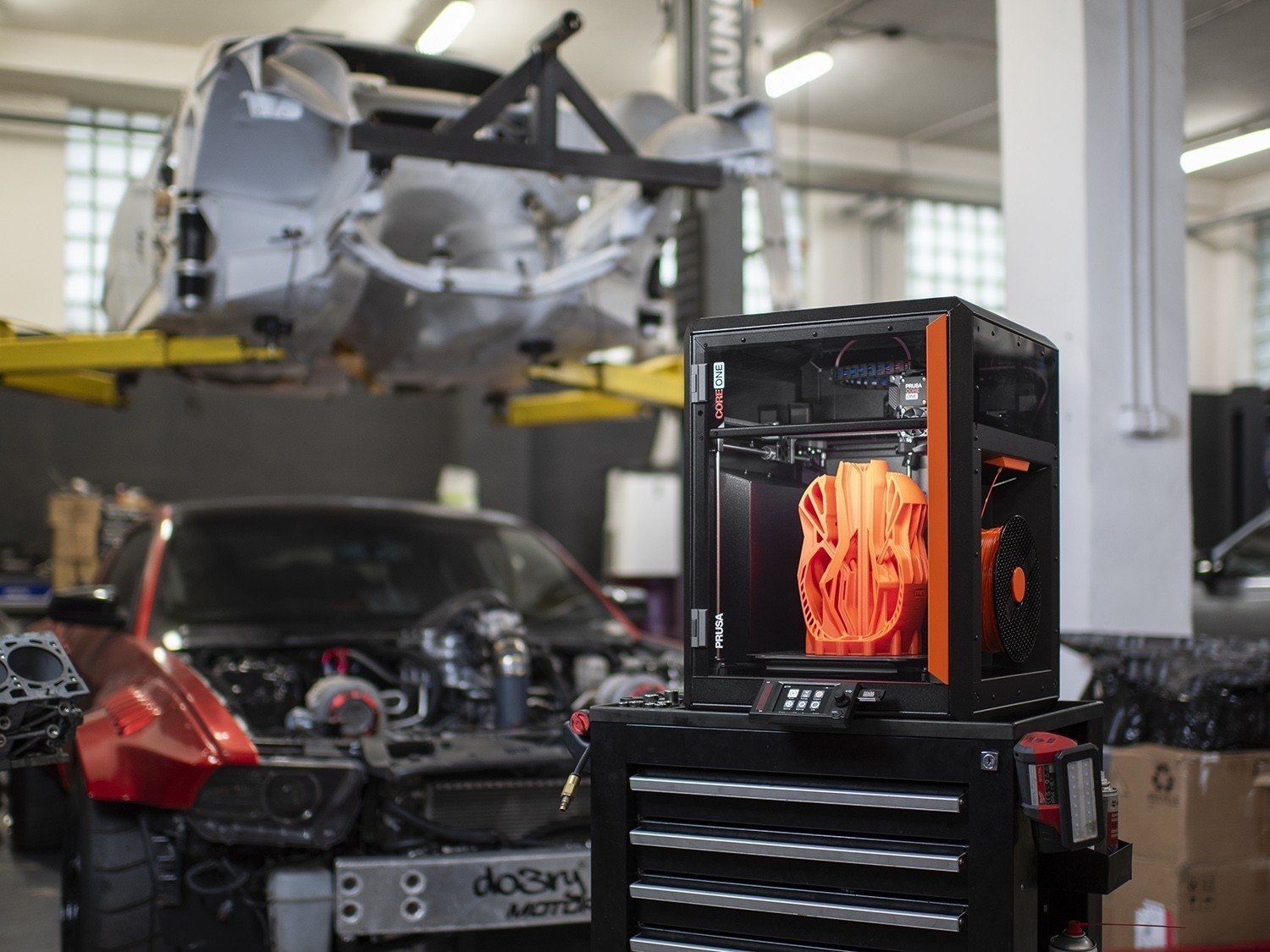 Enclosed CoreXY 3D Printer with Heated Chamber, High-Speed Printing & Advanced Material Support - Image 8