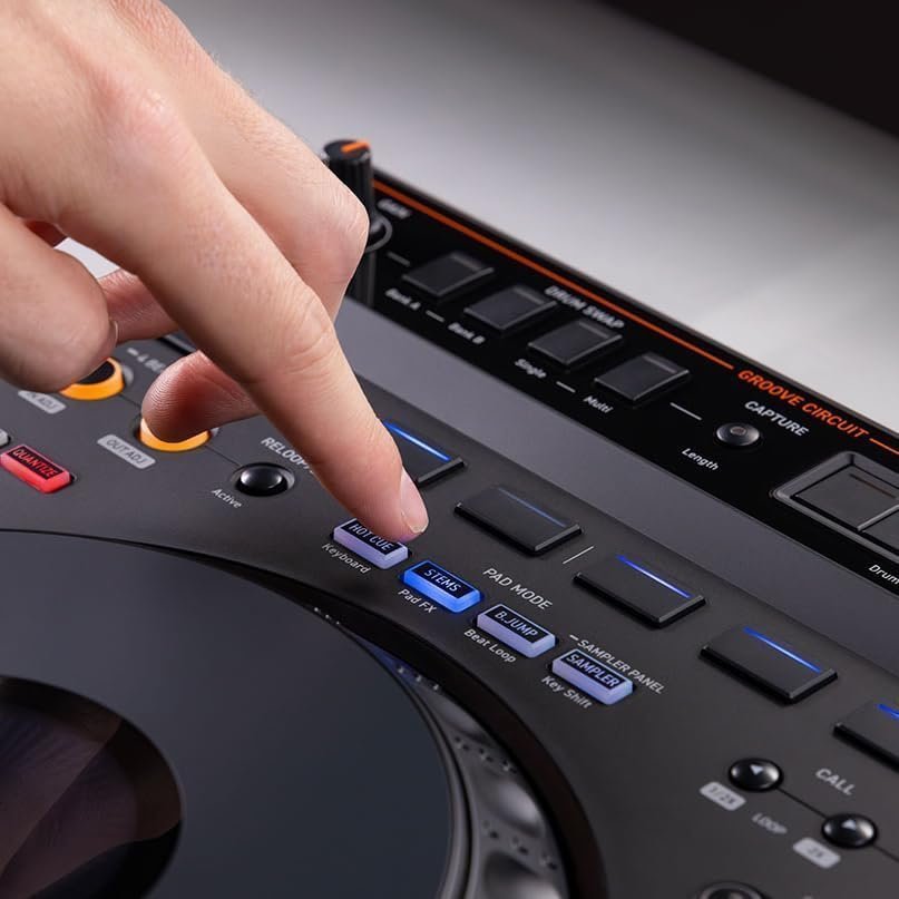 4-Channel DJ Controller with Groove Remix Controls, Large Jog Wheels & Professional Club-Style Layout - Image 9