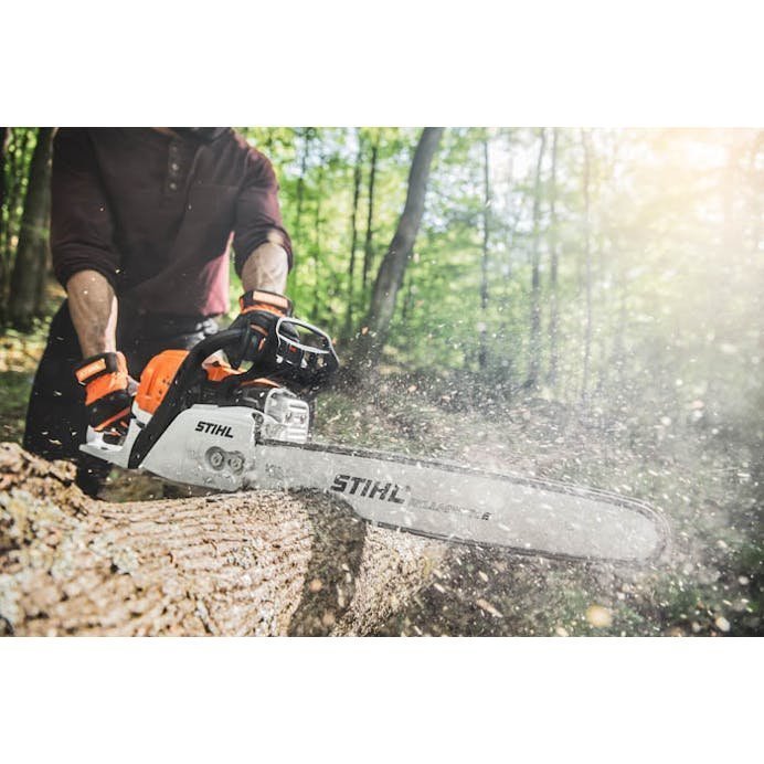 Gas-Powered Chainsaw – 4.2 HP Heavy-Duty Forestry & Property Maintenance Saw - Image 3