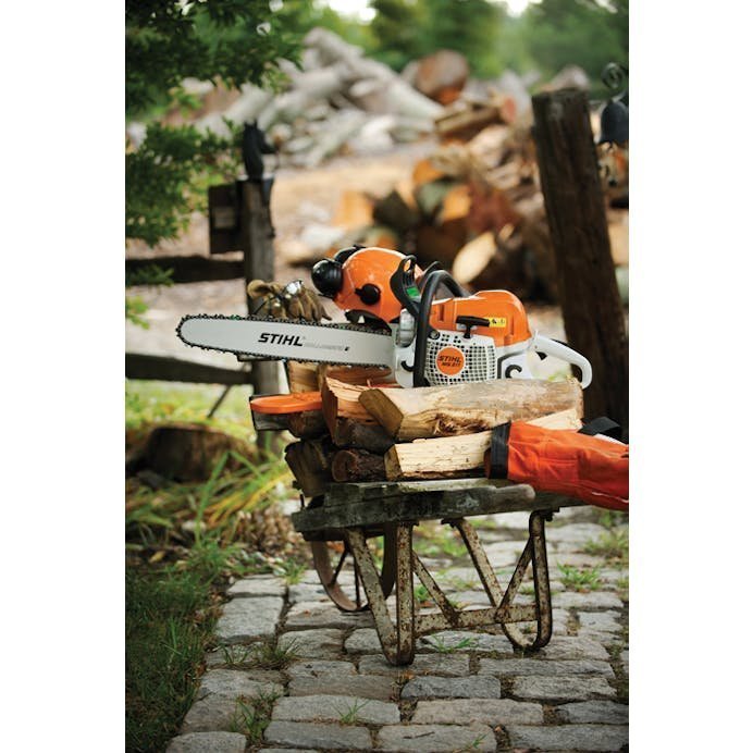 Gas-Powered Chainsaw – 4.2 HP Heavy-Duty Forestry & Property Maintenance Saw - Image 4