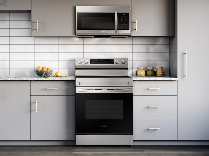 30" Freestanding Smart Electric Range with 6.3 cu. ft. Oven, Rapid Boil Cooktop & Self-Clean Function - Image 4